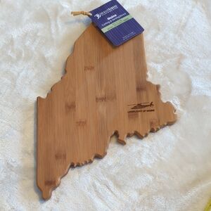 Totally Bamboo Maine State Shaped Cutting & Serving Board NWT